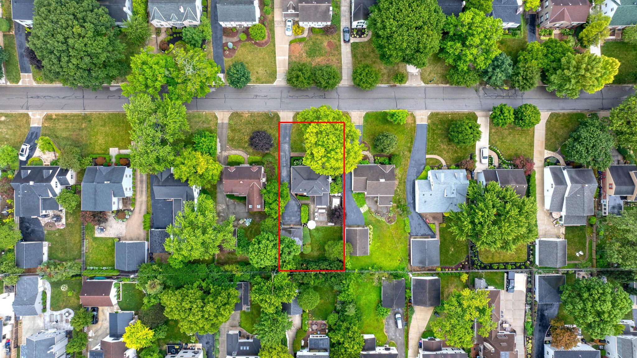 1511 Berkshire Road Columbus, OH 43221 - Photo 37 of 38 Aerial View