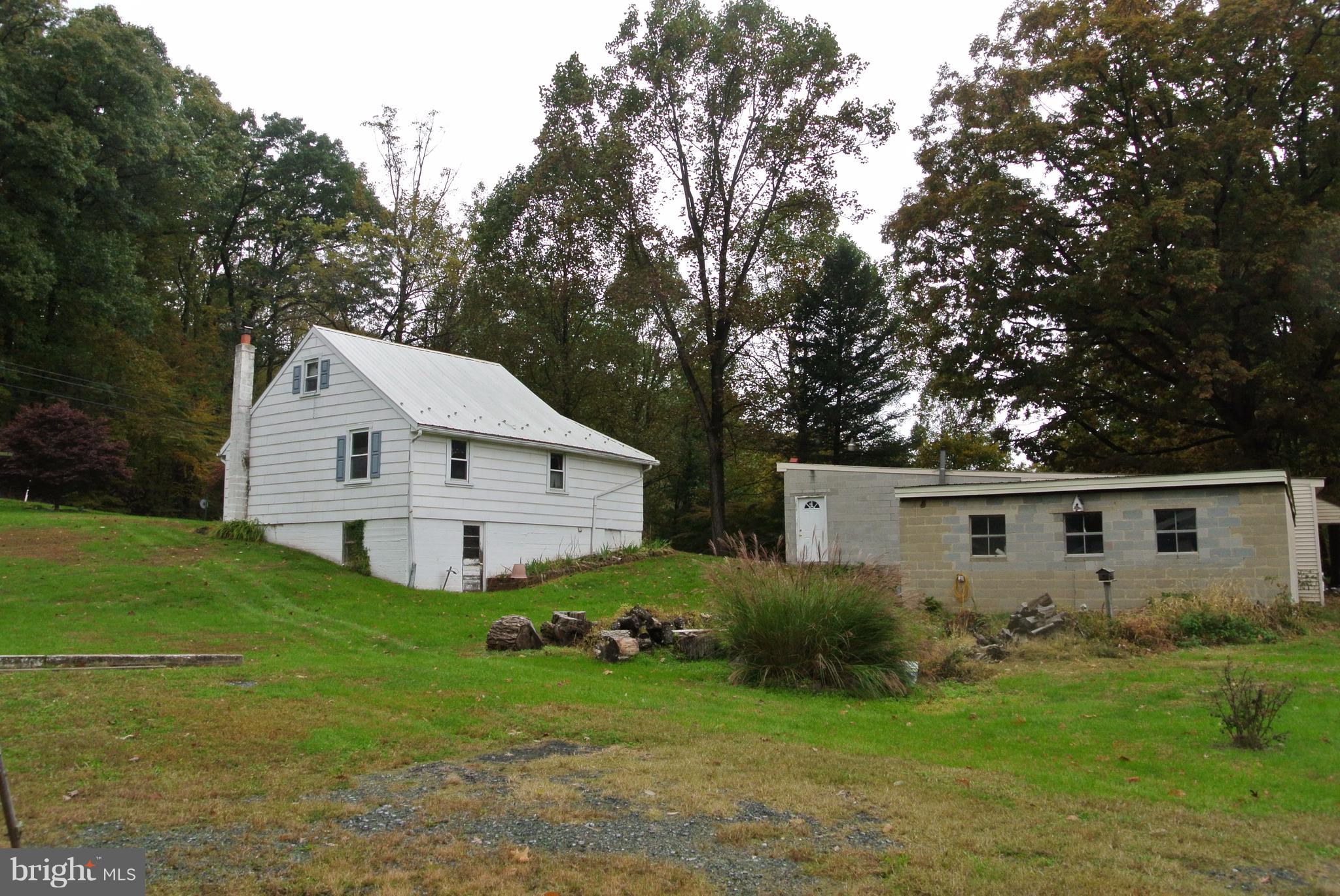 2369 Church Road Hummelstown, PA 17036 - Photo 11 of 40 Gallery Image 11