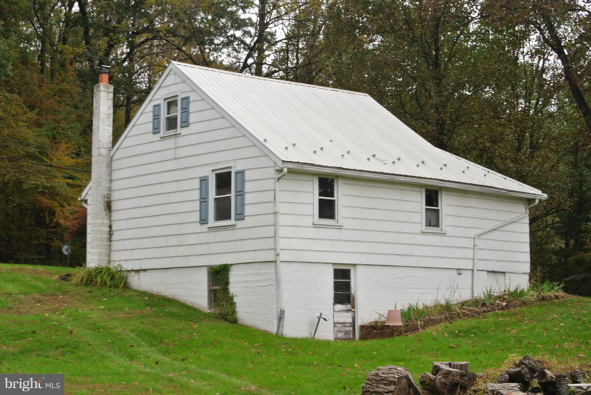 2369 Church Road Hummelstown, PA 17036 - Photo 6 of 40 Gallery Image 6