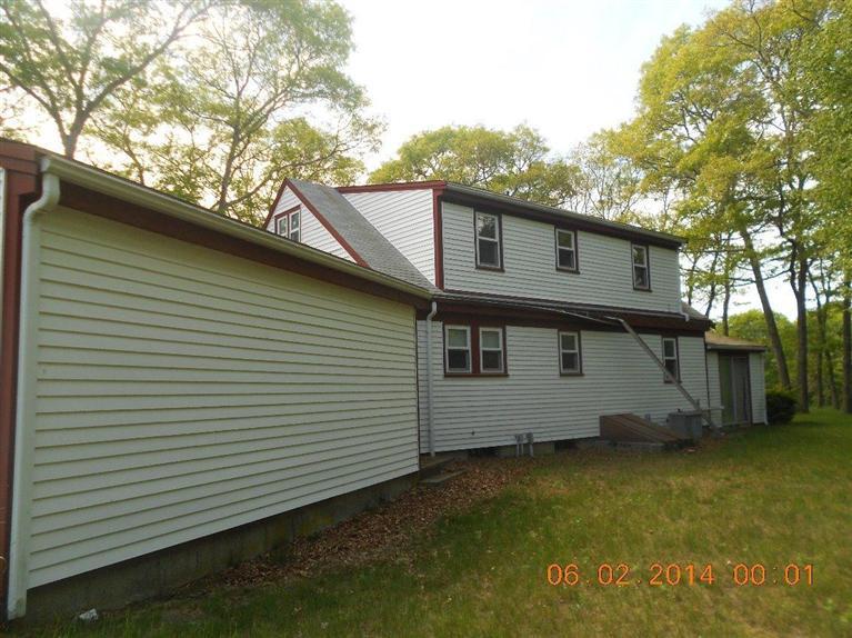 12 Geraldine Road Cotuit, MA 02635 - Photo 3 of 16 Additional Photo