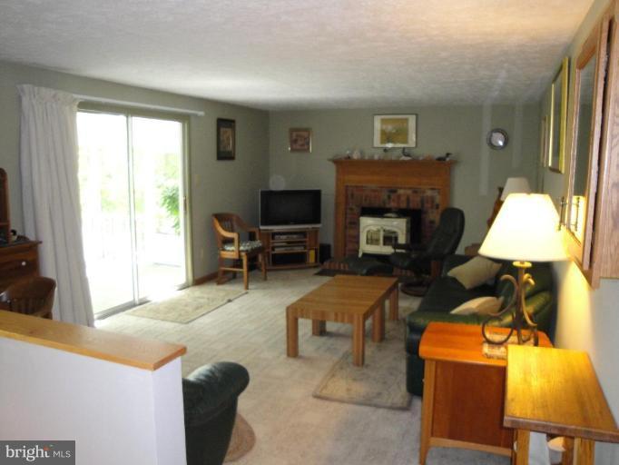 12327 Panama Road Reston, VA 20191 - Photo 14 of 29 family room off kitchen