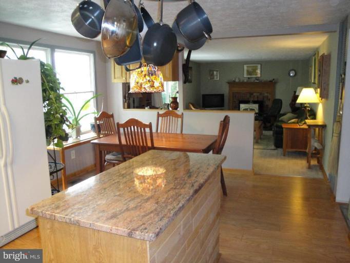 12327 Panama Road Reston, VA 20191 - Photo 3 of 29 Kitchen/Family Room
