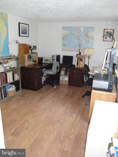 12327 Panama Road Reston, VA 20191 - Photo 28 of 29 sitting rm off mbr
