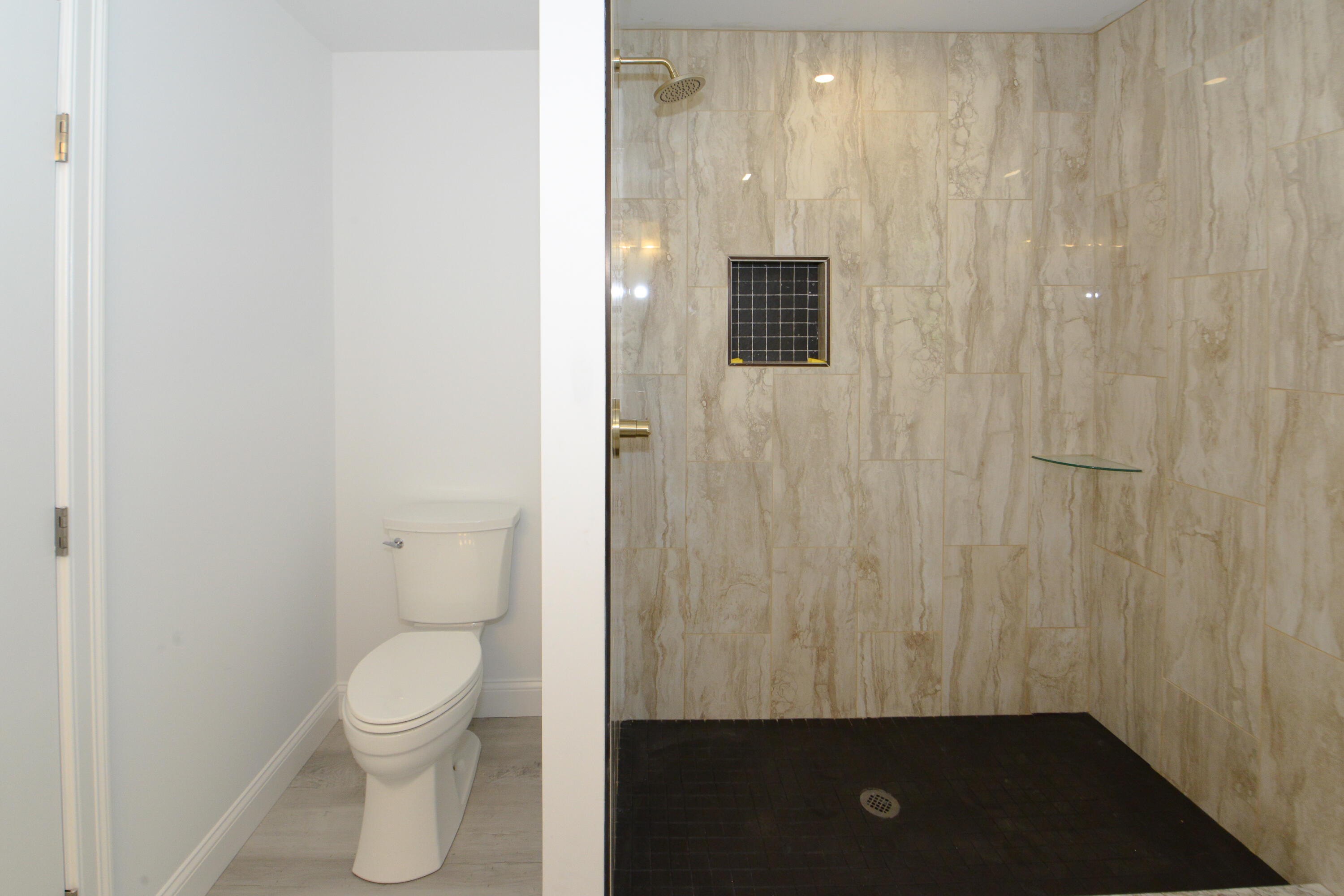 274 Hio Ridge Road Denmark, ME 04022 - Photo 32 of 51 Master bath-tiled shower