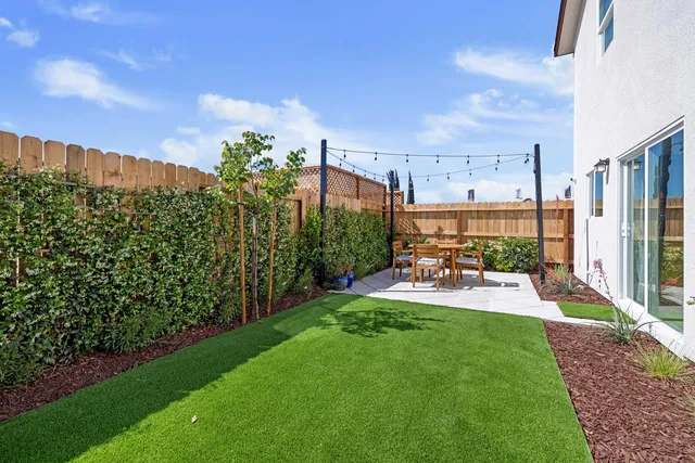 $423,213 | 449 Lemongrass Street, Turlock, CA 95380