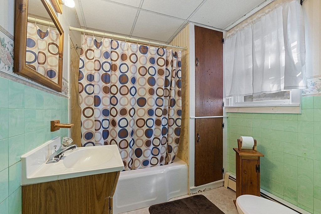 86 East Road Westminster, MA 01473 - Photo 23 of 29 a bathroom with a sink toilet and shower