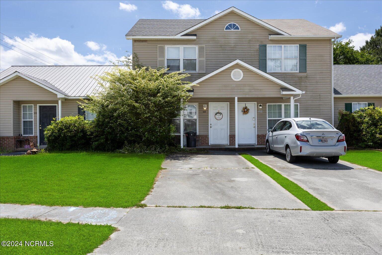 1096 West Pueblo Dr  