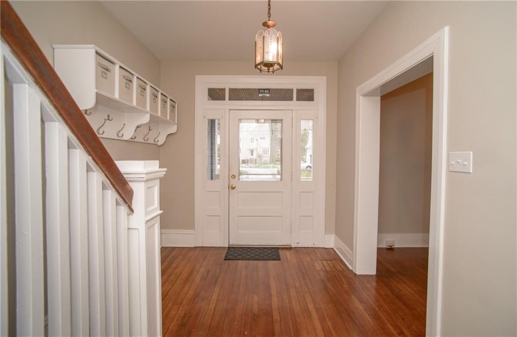 421 Oliver Road Edgeworth, PA 15143 - Photo 4 of 21