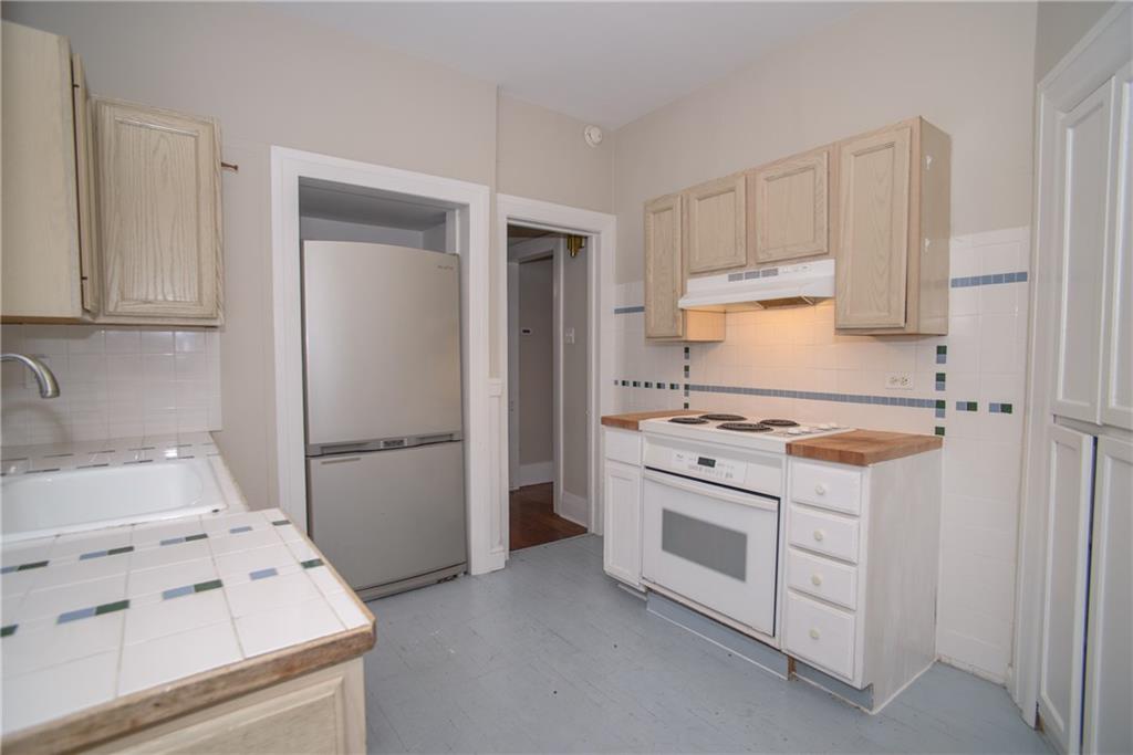 421 Oliver Road Edgeworth, PA 15143 - Photo 8 of 21