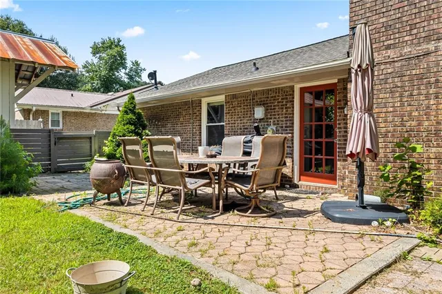 $2,200 | 824 Hickory Ridge Road Southwest, Lilburn, GA 30047