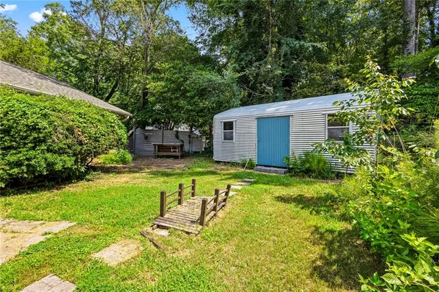 $2,200 | 824 Hickory Ridge Road Southwest, Lilburn, GA 30047