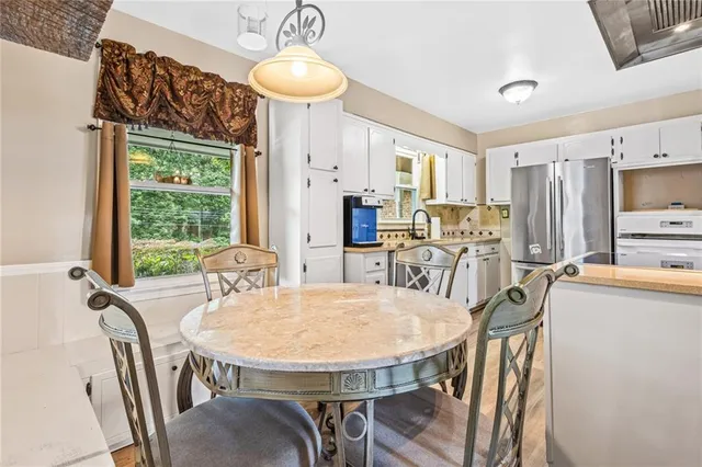 $2,200 | 824 Hickory Ridge Road Southwest, Lilburn, GA 30047