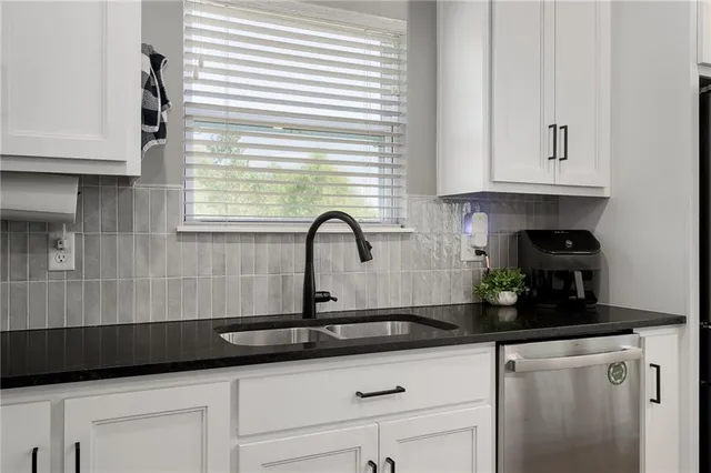 $480,000 | 19935 West 221st Street, Spring Hill, KS 66083