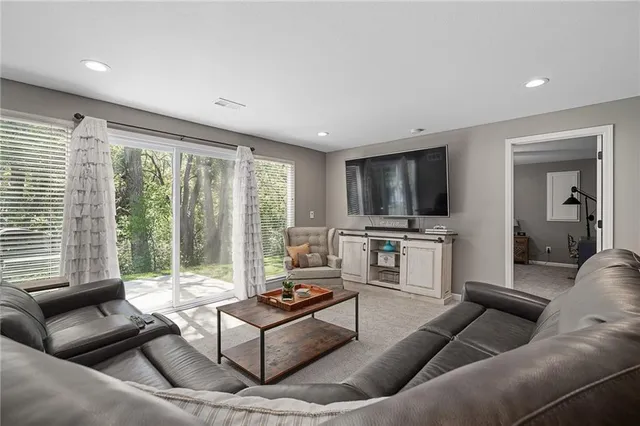 $480,000 | 19935 West 221st Street, Spring Hill, KS 66083