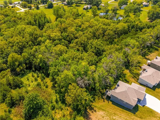 $480,000 | 19935 West 221st Street, Spring Hill, KS 66083