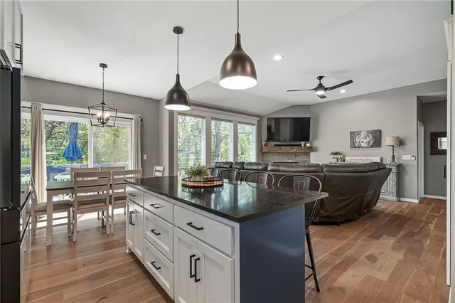 $480,000 | 19935 West 221st Street, Spring Hill, KS 66083