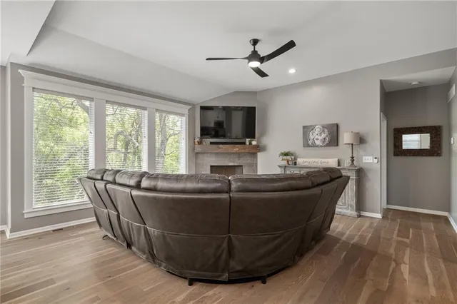 $480,000 | 19935 West 221st Street, Spring Hill, KS 66083