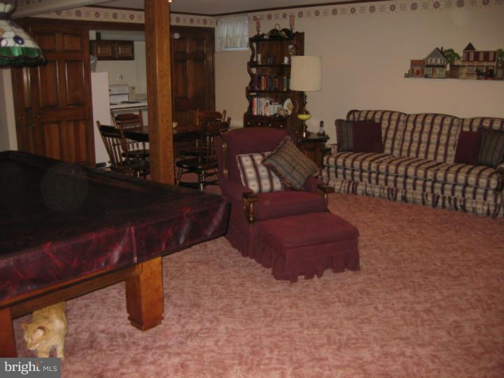 430 Leonard Road Huntingdon Valley, PA 19006 - Photo 25 of 25 Family Room