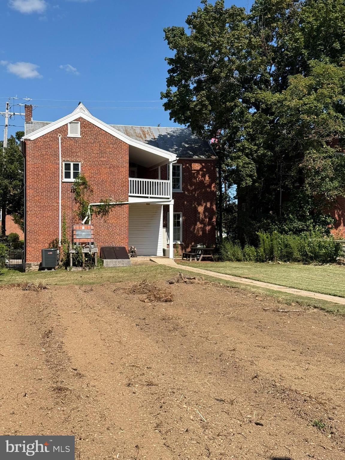 162 East Main Street Westminster, MD 21157 - Photo 5 of 50 Level Backyard