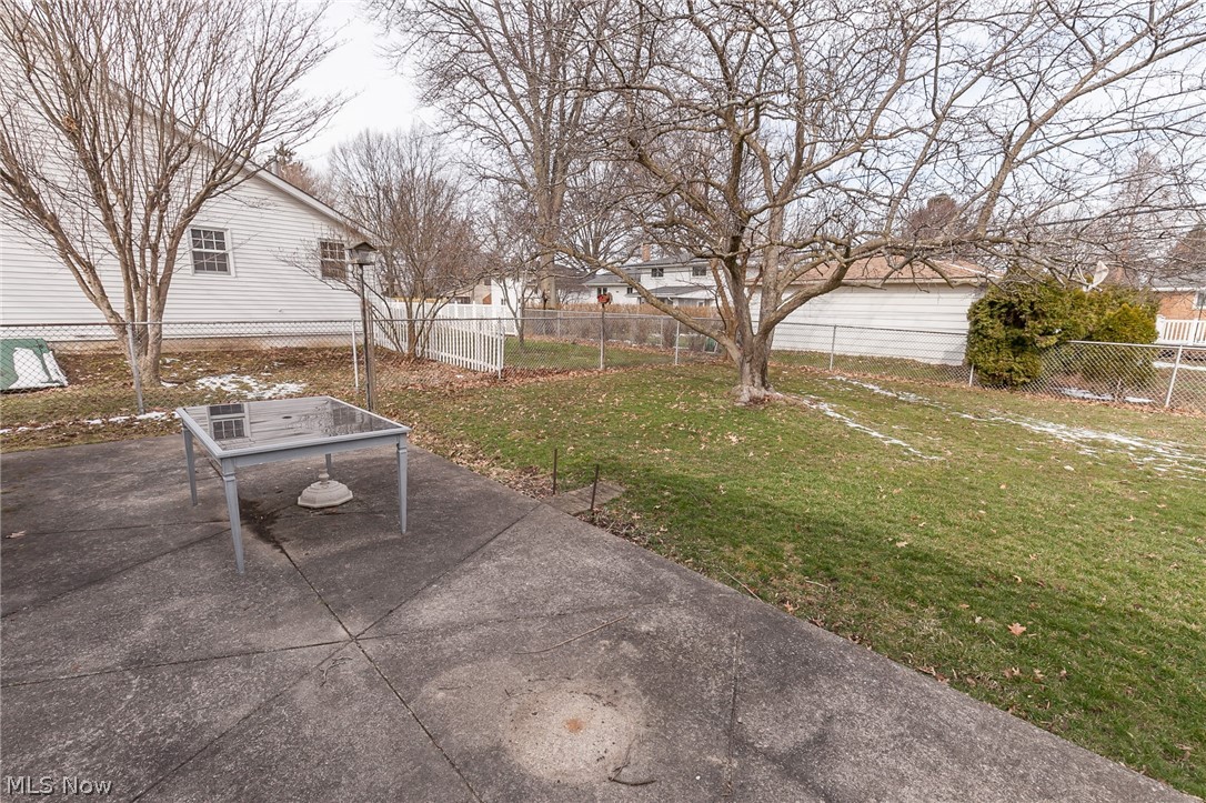21116 Mastick Road Cleveland, OH 44126 - Photo 24 of 27