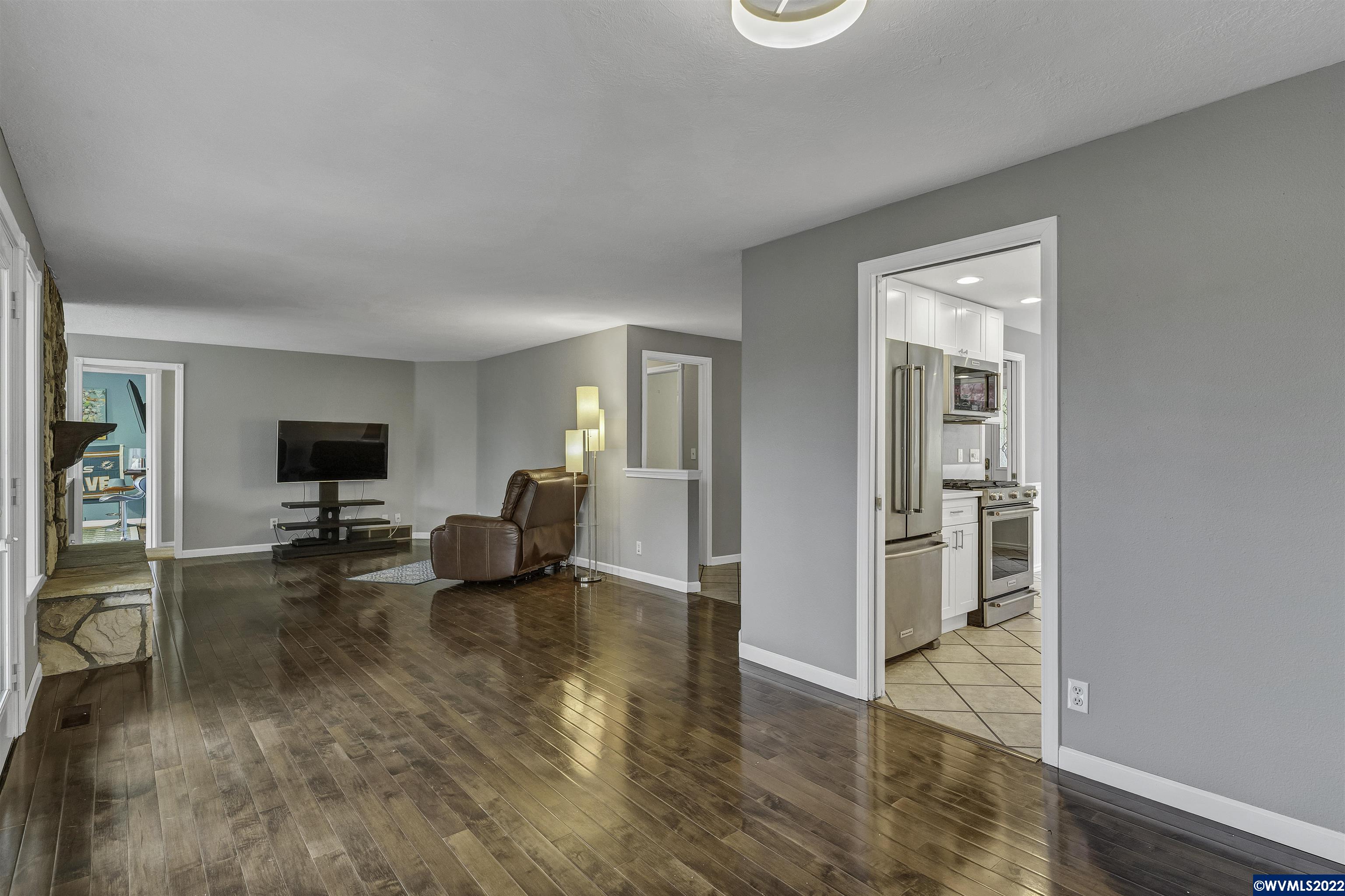 4843 Gardner Road Southeast Salem, OR 97302 - Photo 14 of 41 Gallery Image 14