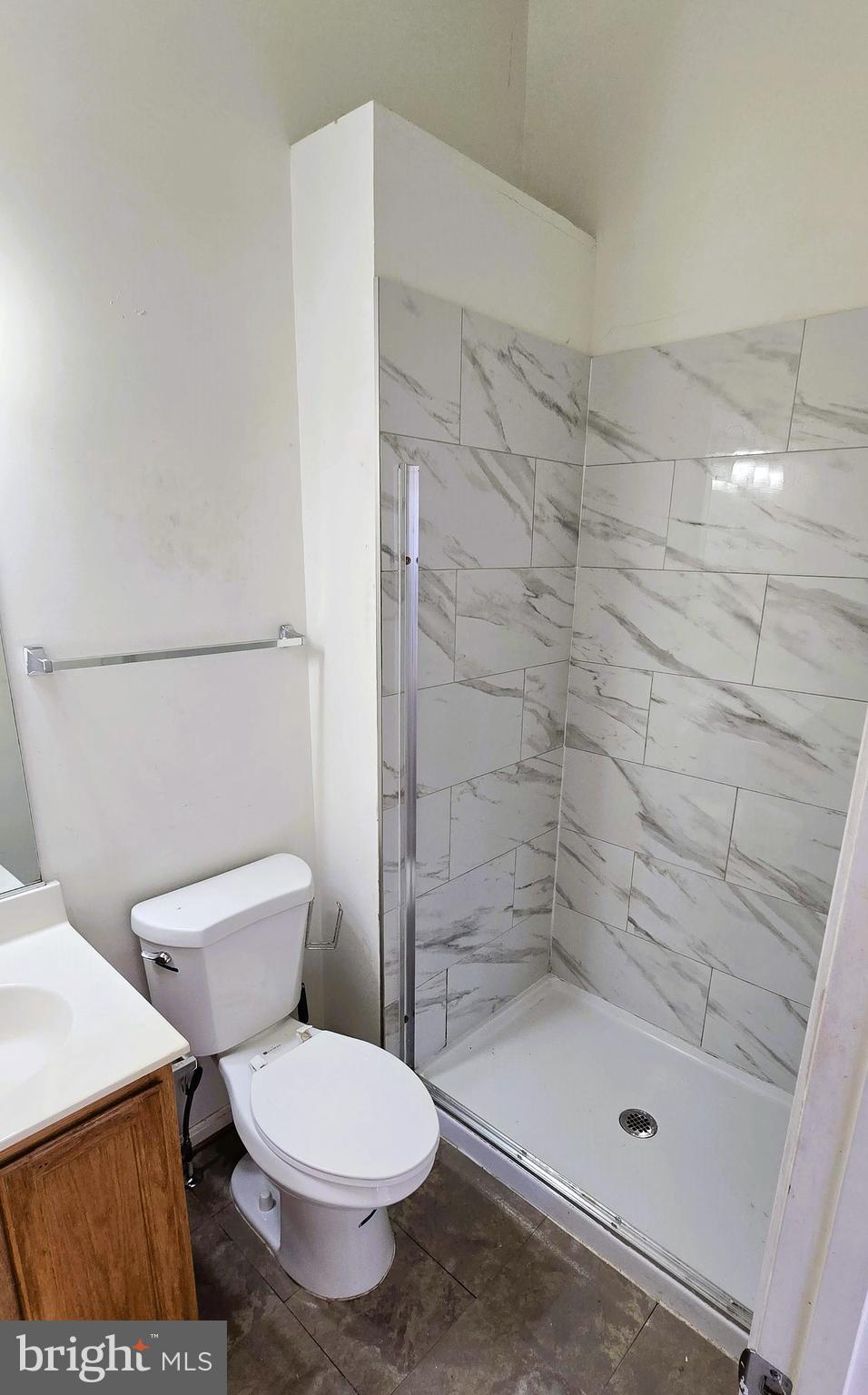 2242 Commissary Circle Odenton, MD 21113 - Photo 8 of 12 Master Bath