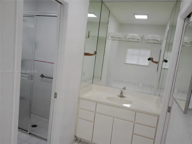 $869,999 | 10812 Southwest 33rd Street, Miami, FL 33165