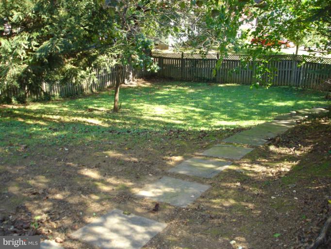 1225 Hampton Road Annapolis, MD 21409 - Photo 3 of 21 Exterior (Rear)