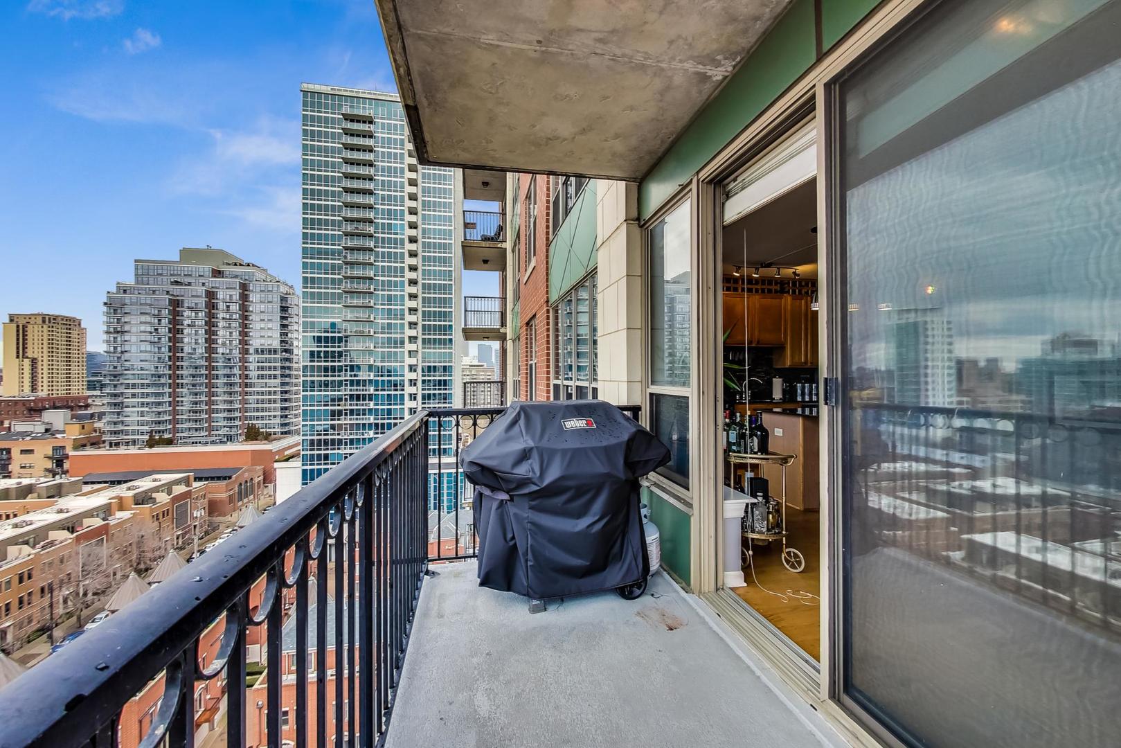 1717 South Prairie Avenue, Unit 1306 Chicago, IL 60616 - Photo 11 of 21