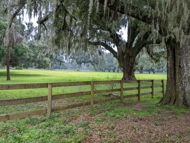 $214,000 | 21 Middleton Oaks Road, Charleston, SC 29414