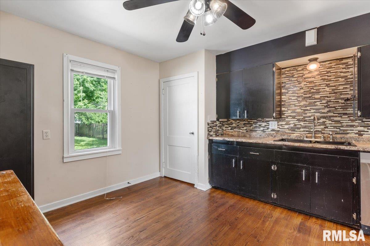 3312 South Spring Street Springfield, IL 62703 - Photo 8 of 38