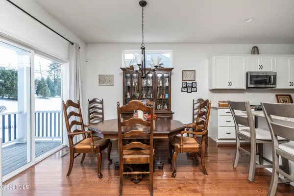 $535,000 | 12 Twinflower Court, Bethlehem, NY 12077
