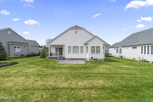 $535,000 | 12 Twinflower Court, Bethlehem, NY 12077