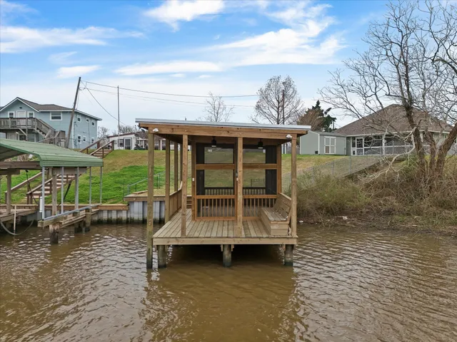 a view of a house with roof deck