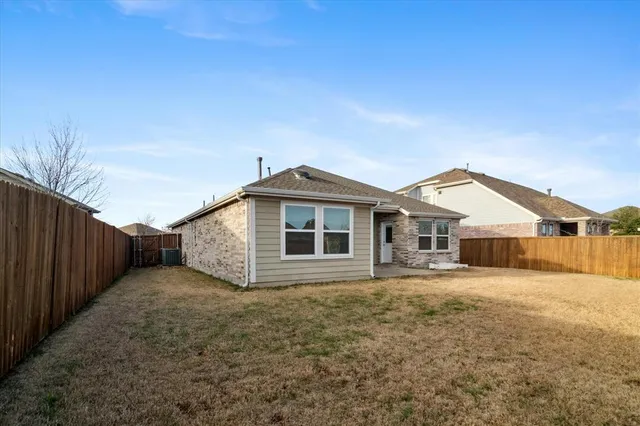 $329,900 | 1103 Foxtail Drive, Anna, TX 75409