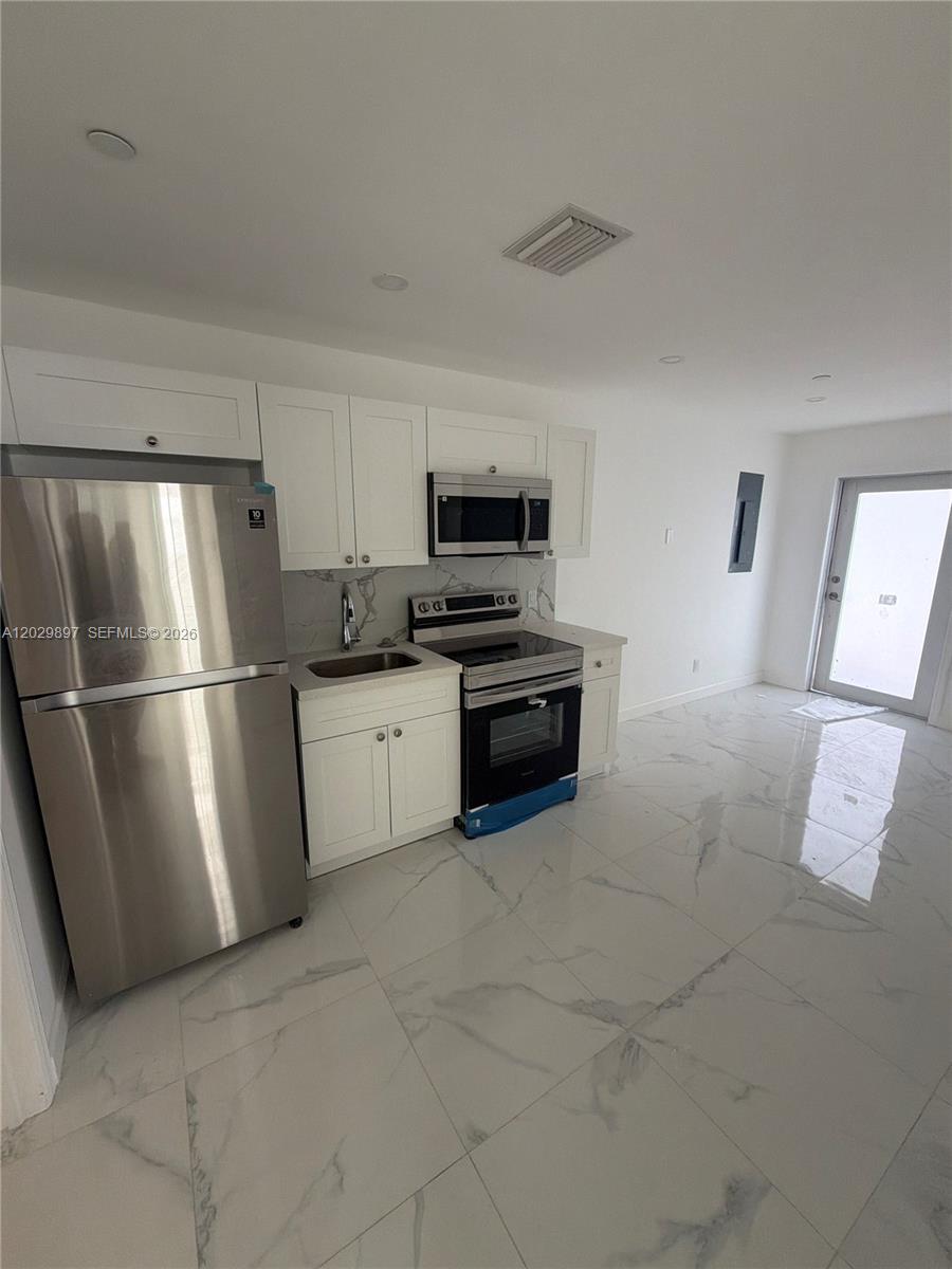 729 Southwest 3rd Street, Unit 4 Miami, FL 33130 - Photo 2 of 12