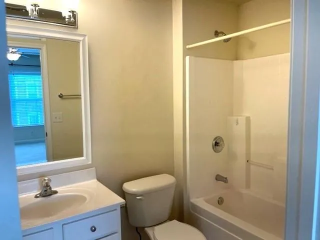 $3,000 | 1751 Highlands View Drive, Unit 30, Smyrna, GA 30082