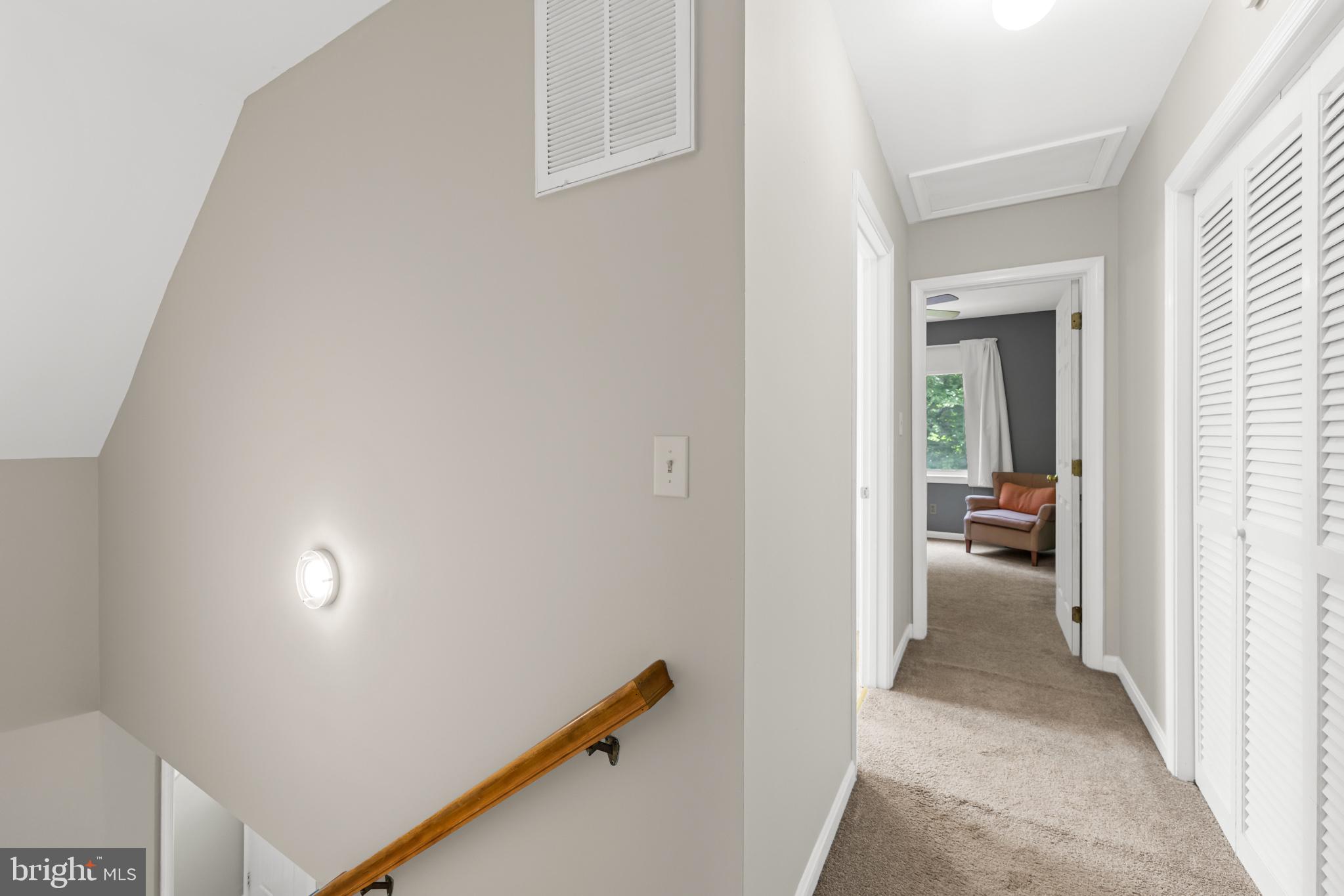 164 Oliver Lane Ruckersville, VA 22968 - Photo 26 of 39 Inviting hallway with natural light.