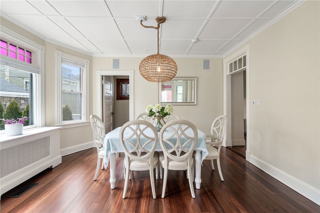 21 Division Street Newport, RI 02840 - Photo 19 of 41