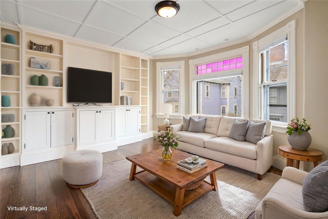 21 Division Street Newport, RI 02840 - Photo 28 of 41 Virtually staged bedroom 3 (Media Room Option)