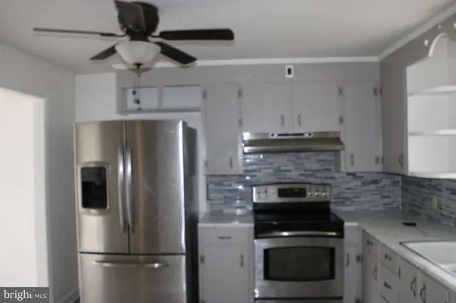 $1,800 | 102 Harrison Avenue, Wyoming, DE 19934