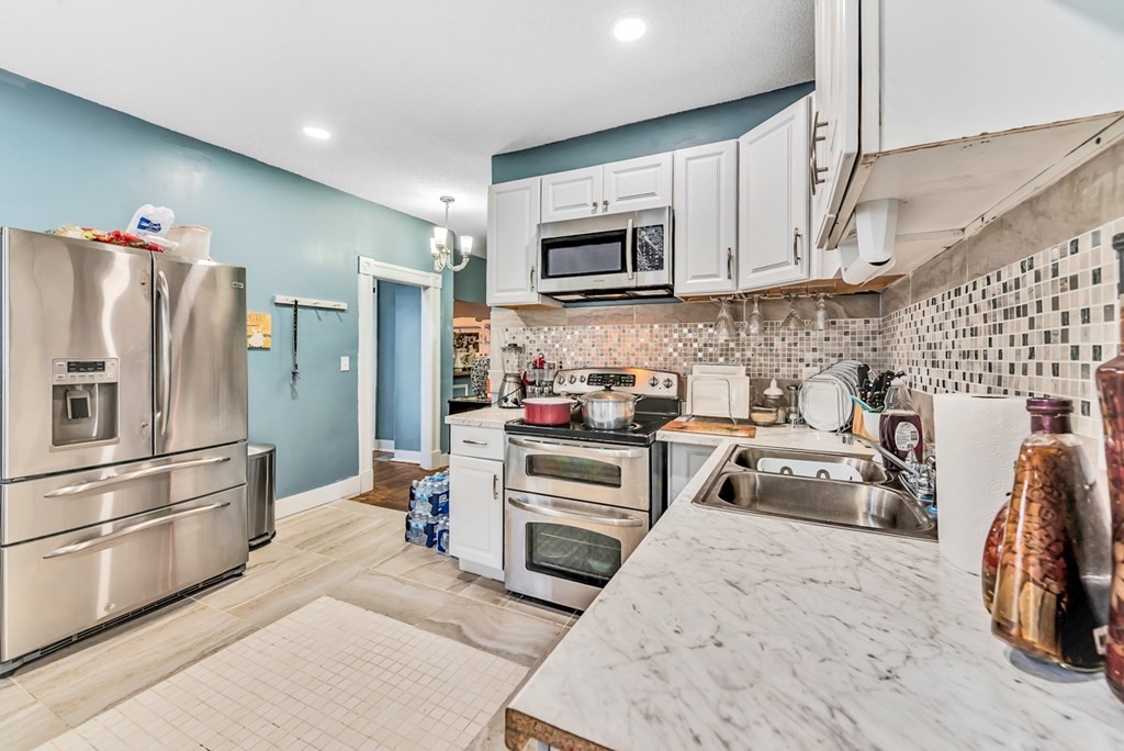 38 Lafayette Street Springfield, MA 01109 - Photo 18 of 42 Gallery Image 18