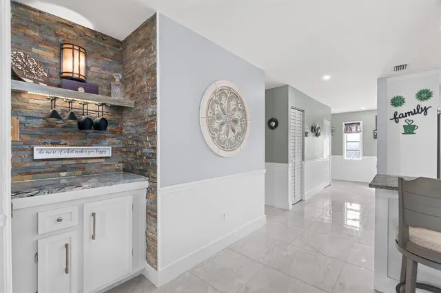 $300,000 | 21215 Lago Circle, Unit F, Boca Raton, FL 33433