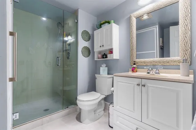 $300,000 | 21215 Lago Circle, Unit F, Boca Raton, FL 33433