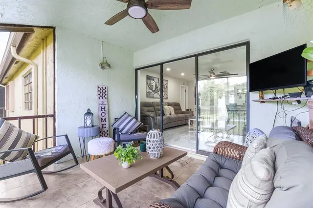 $300,000 | 21215 Lago Circle, Unit F, Boca Raton, FL 33433