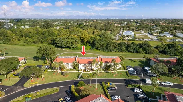 $300,000 | 21215 Lago Circle, Unit F, Boca Raton, FL 33433