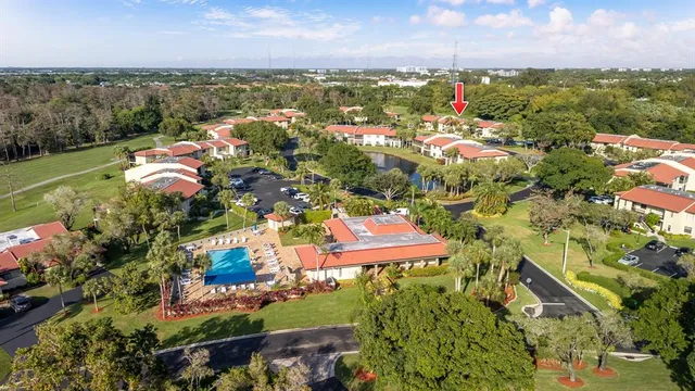 $300,000 | 21215 Lago Circle, Unit F, Boca Raton, FL 33433