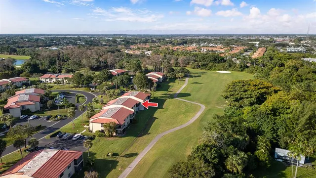 $300,000 | 21215 Lago Circle, Unit F, Boca Raton, FL 33433