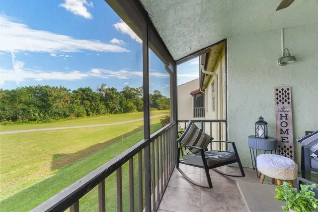 $300,000 | 21215 Lago Circle, Unit F, Boca Raton, FL 33433