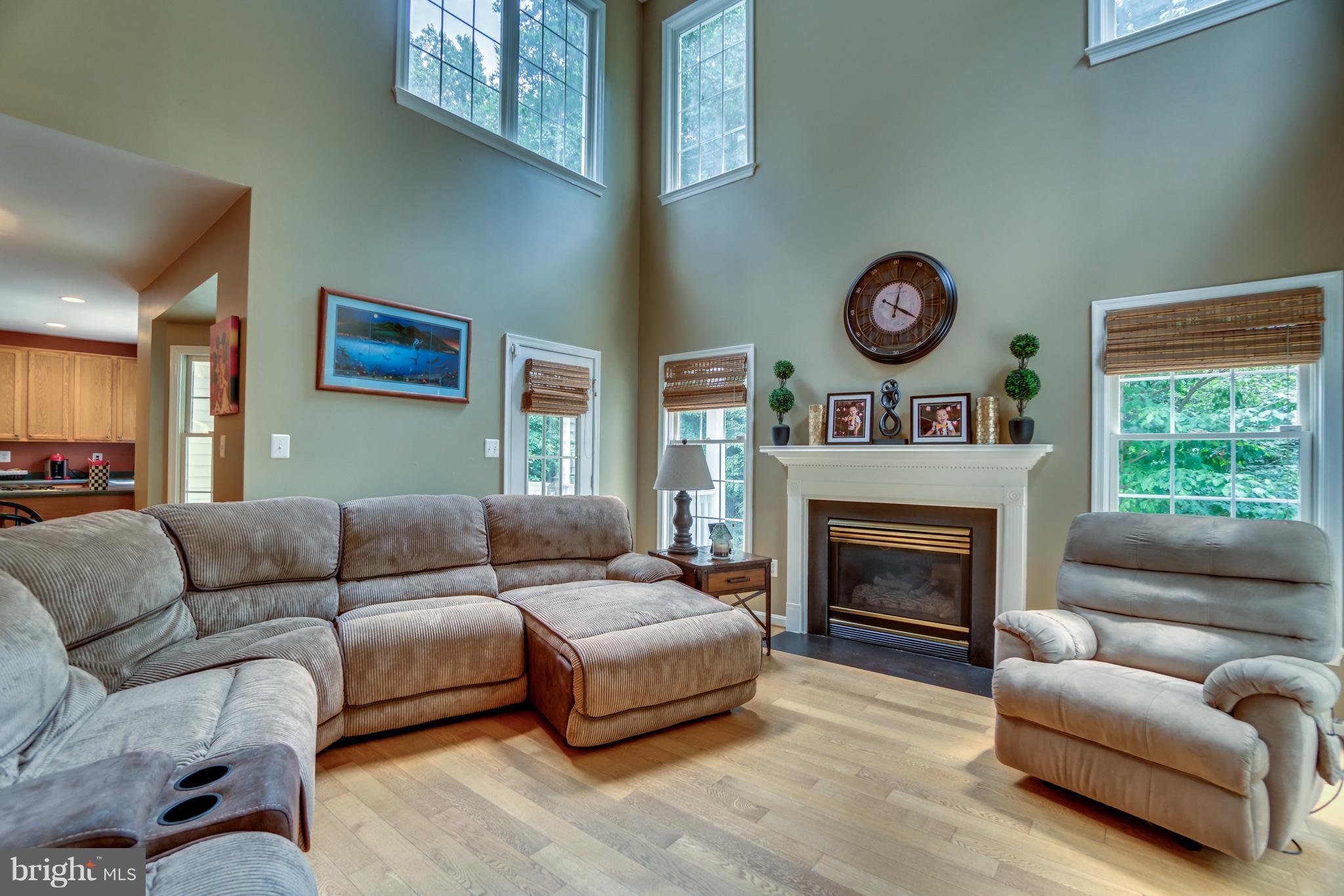 6601 Hunters Ridge Road Manassas, VA 20112 - Photo 7 of 30 Family Room